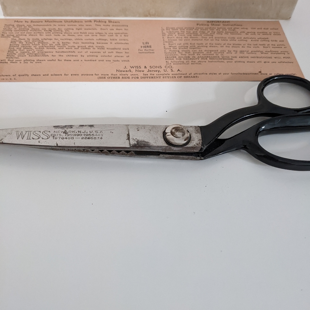Vintage Wiss Model C Pinking Shears
